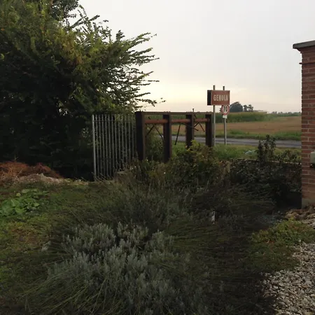 Cascina Garaita Kır Evi *