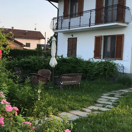 Hétvégi ház Cascina Garaita